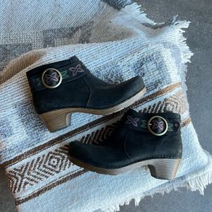 Dansko mina nubuck leather ankle boot